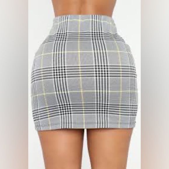 NWT Waiting for the Weekend Striped Skirt - Picture 4 of 4